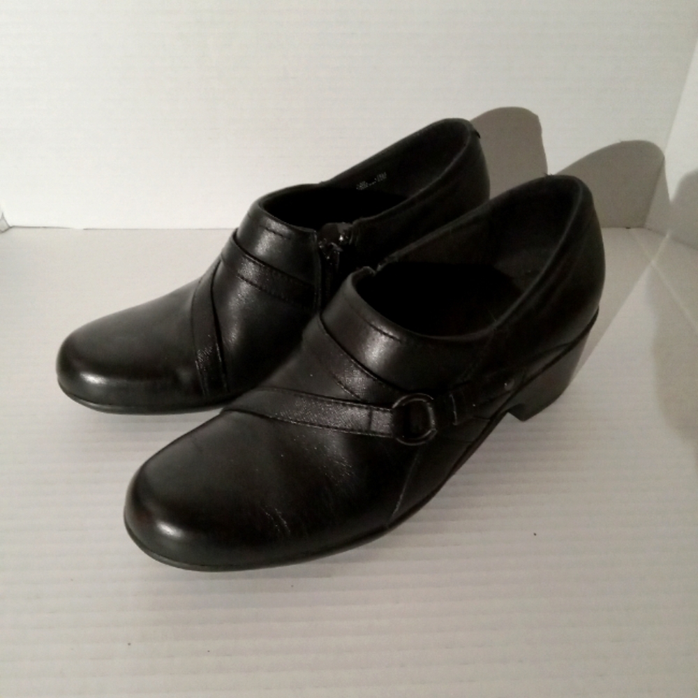Clarks Womens Black Shoes Size 7